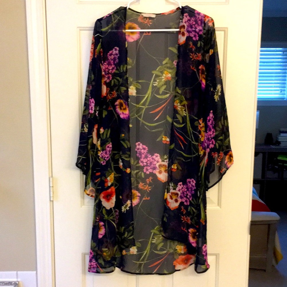 Anthropologie Lush floral sheer kimono size XS